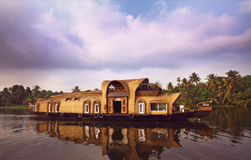 Lakelands Cruise Alappuzha, Kerala, India