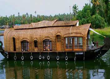 Pulickattil Houseboat