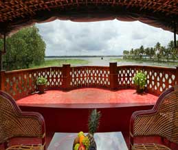 Rudra houseboat