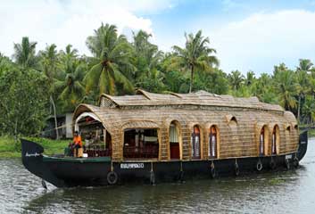 Rudra houseboat
