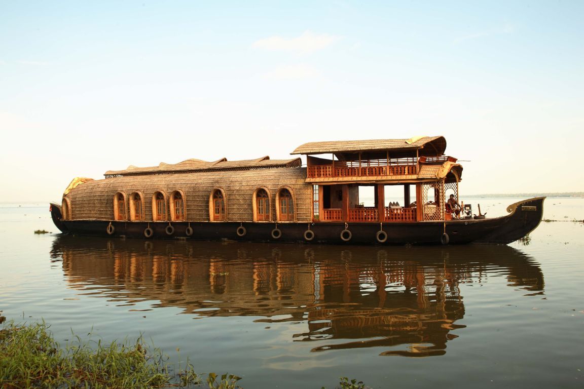 KUMARAKOM CASTLE